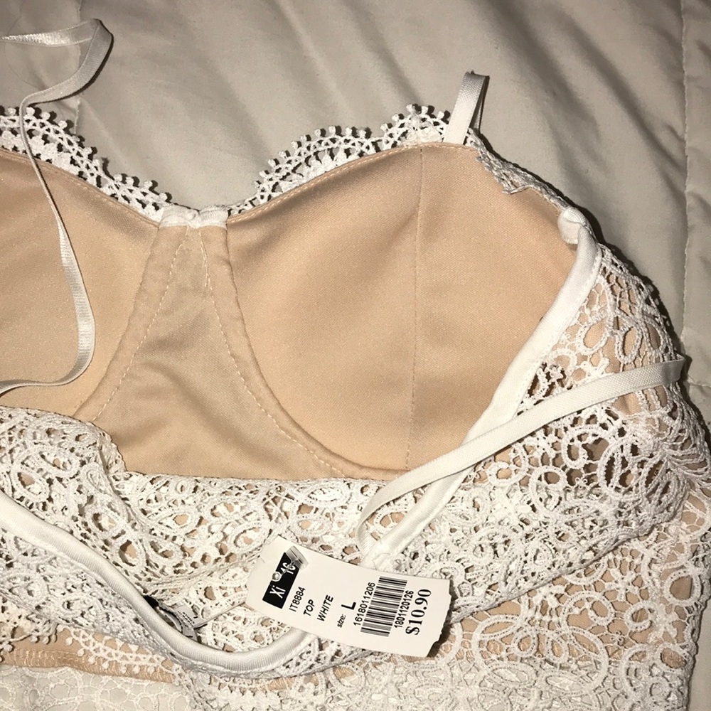 Crop top - Picture 3 of 3